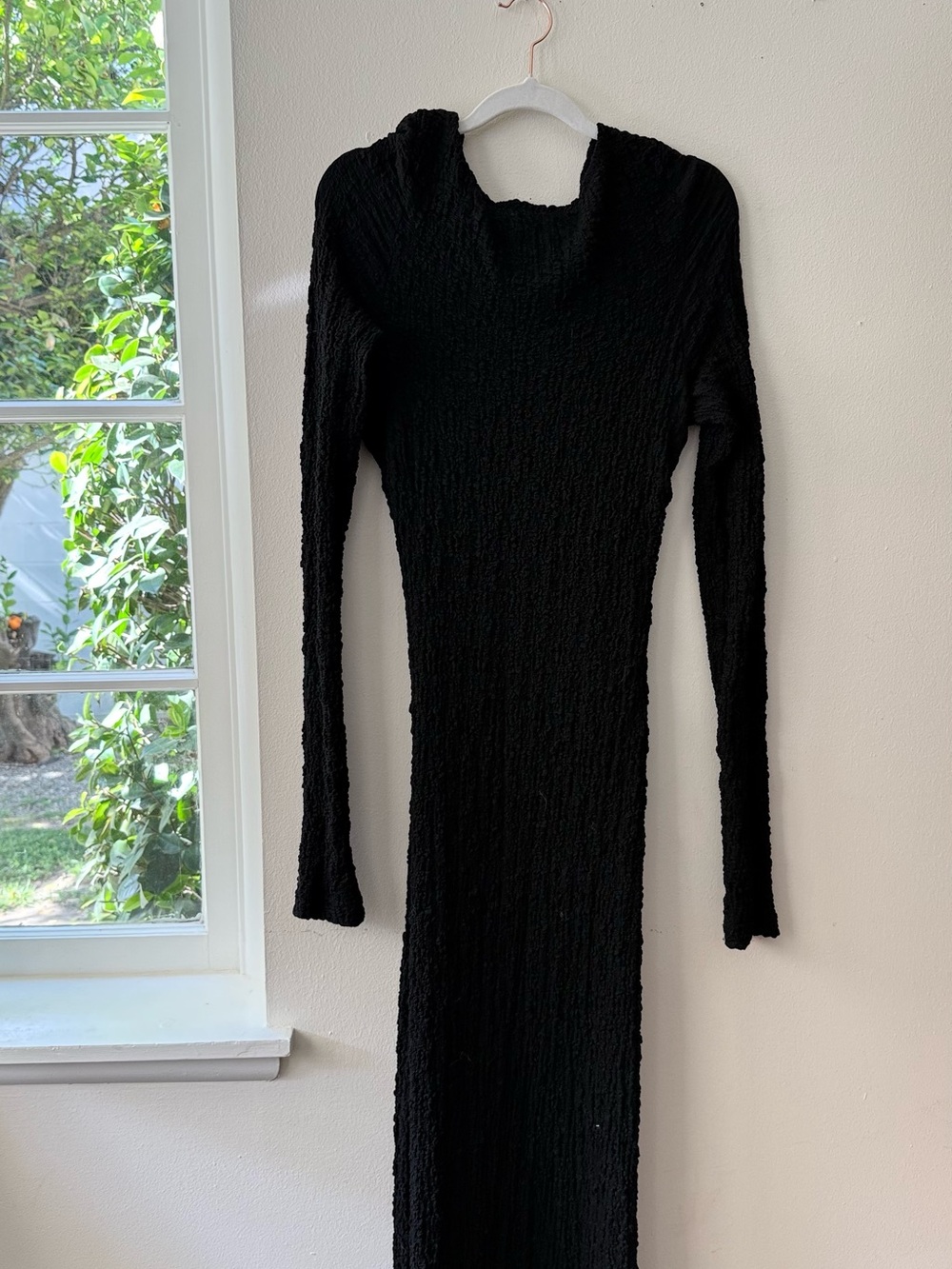 Black Long-Sleeve Textured Maxi Dress